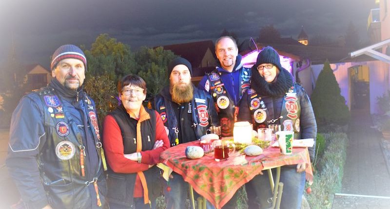 charity 2019 willi adventstreff web artikelbild red knights charity-adventstreffen 2019 bei willi web artikelbild red knights